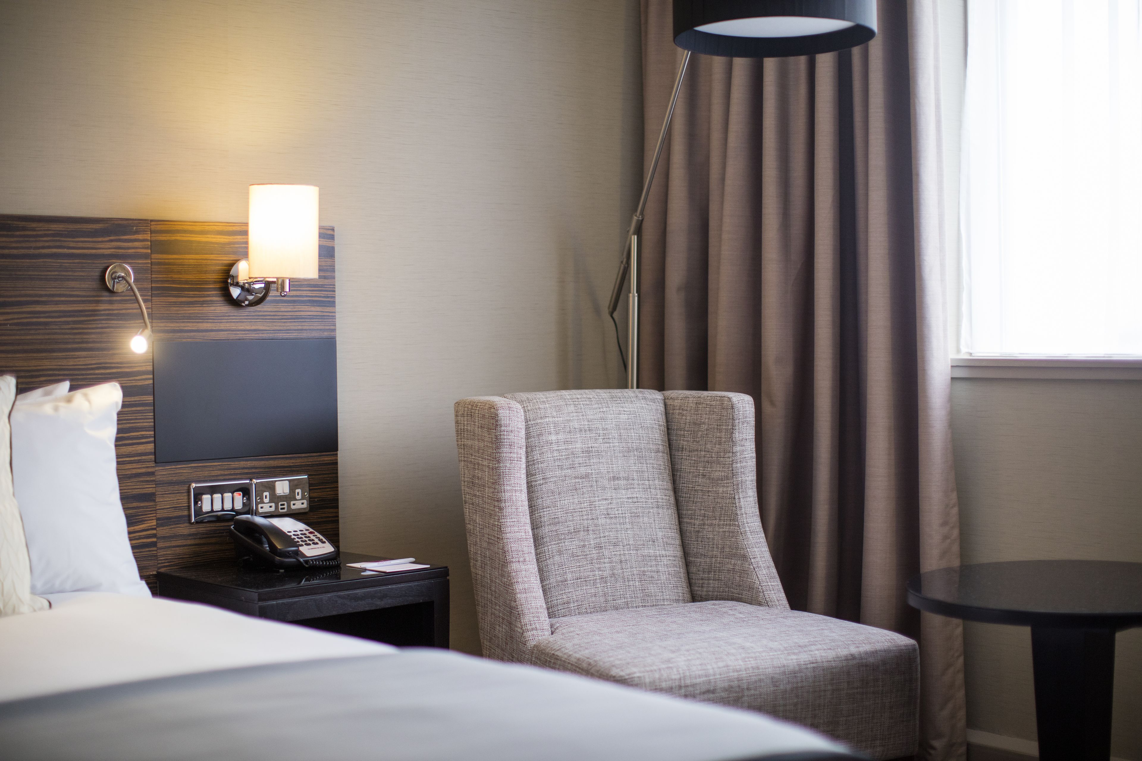 Crowne Plaza Hotel Glasgow - Tap to explore photos
