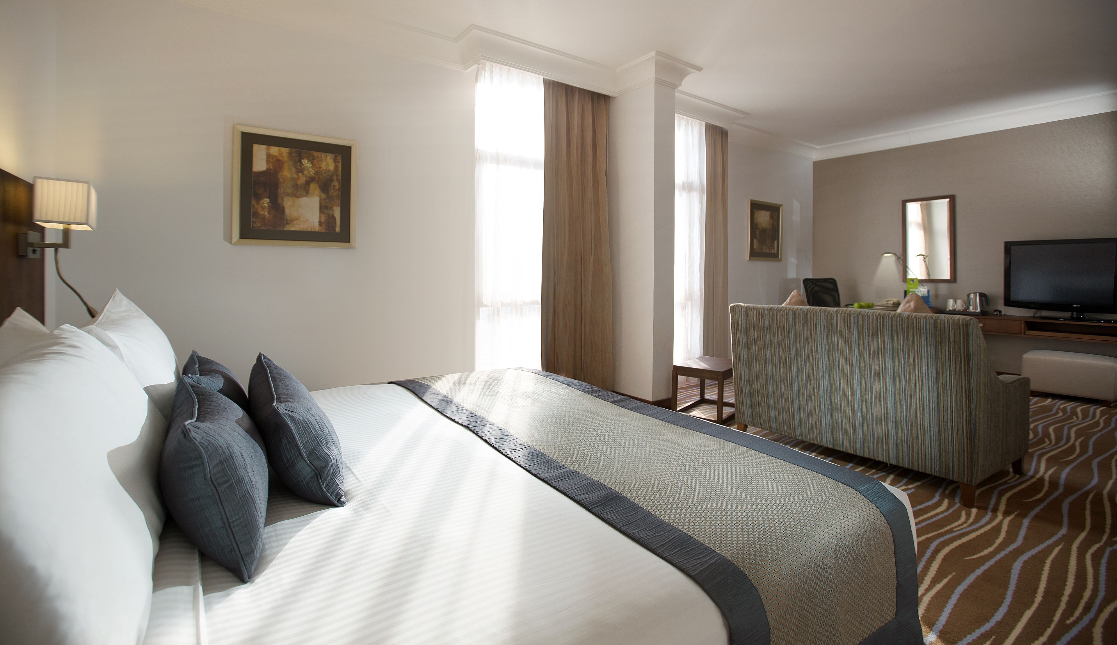 Copthorne Downtown Room Type - Standard Room