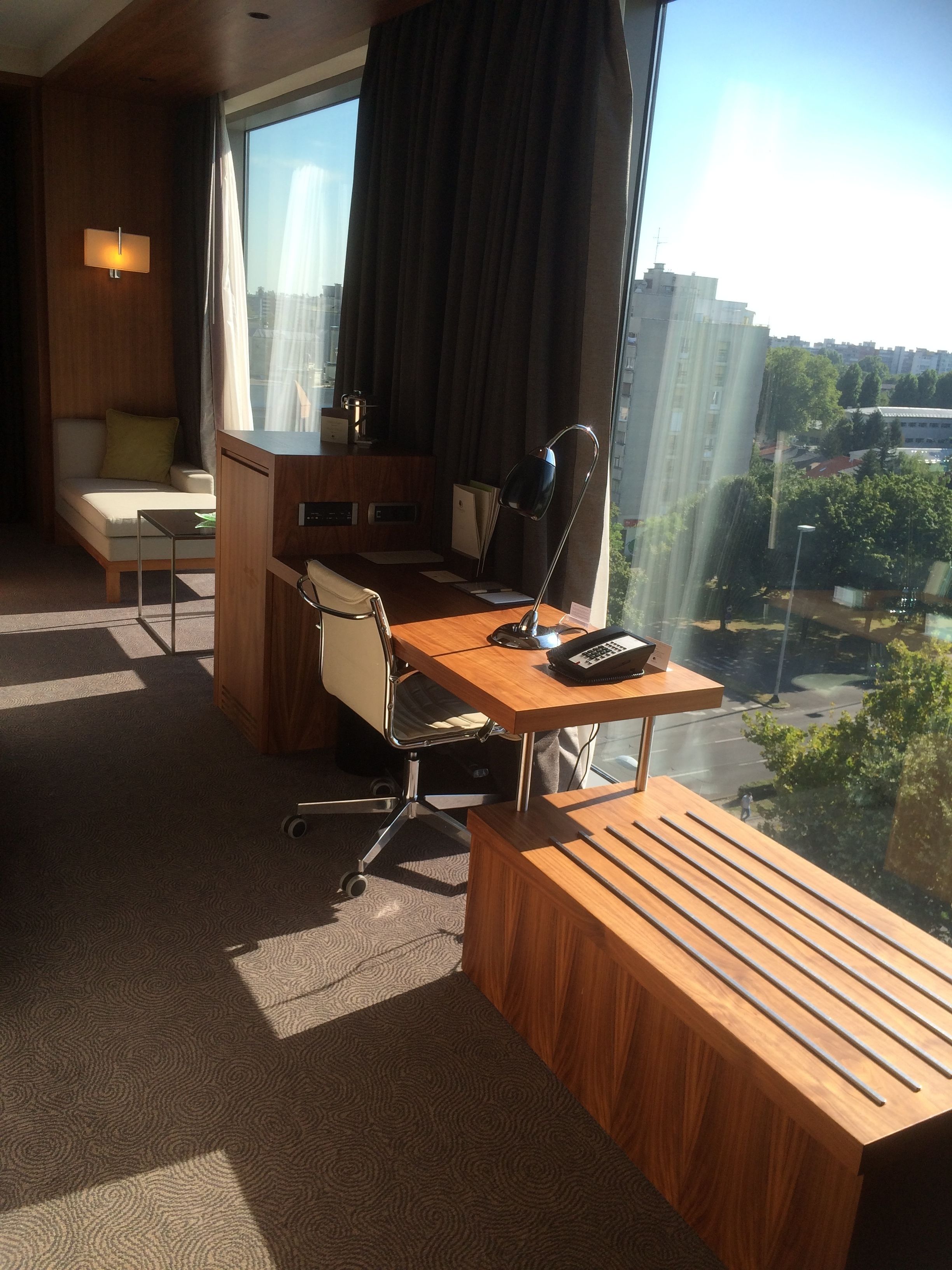 DoubleTree by Hilton Zagreb - Tap to explore photos