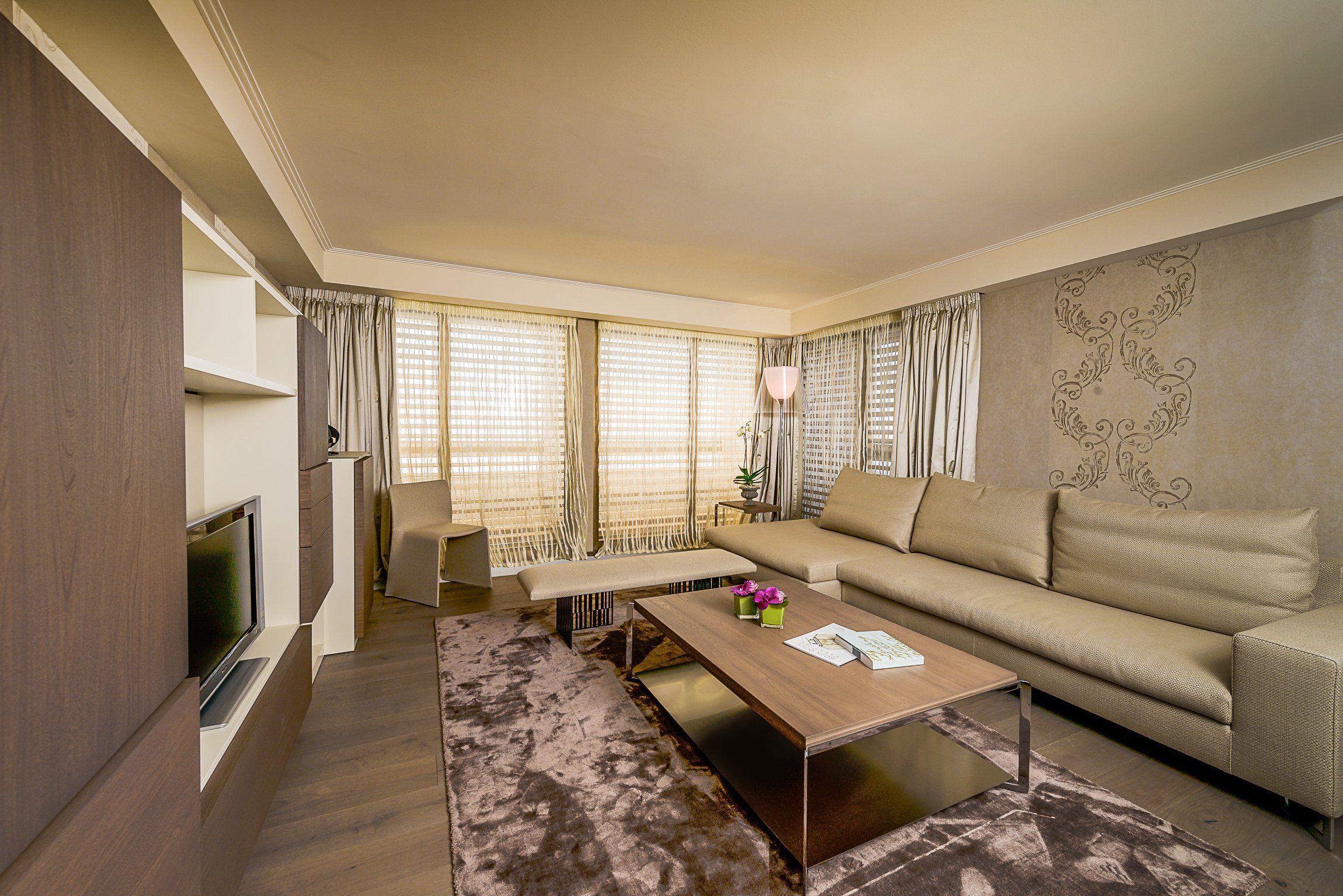 Lausanne Palace Room Type - Suite, Corner (Lake)