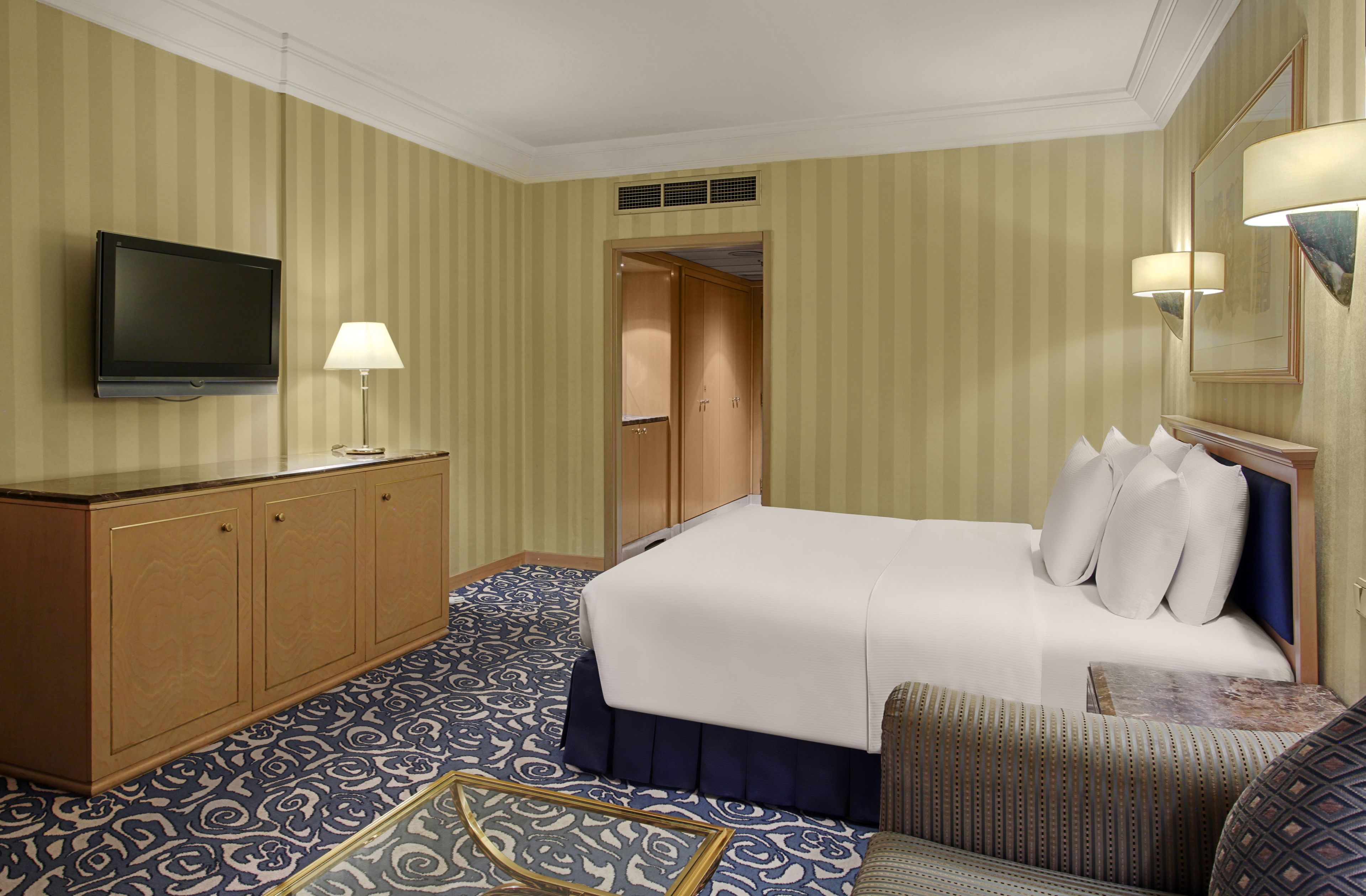 Makkah Hotel Room Type - Guest Room with One King Bed Makkah Hotel Room Type - Guest Room with One King Bed