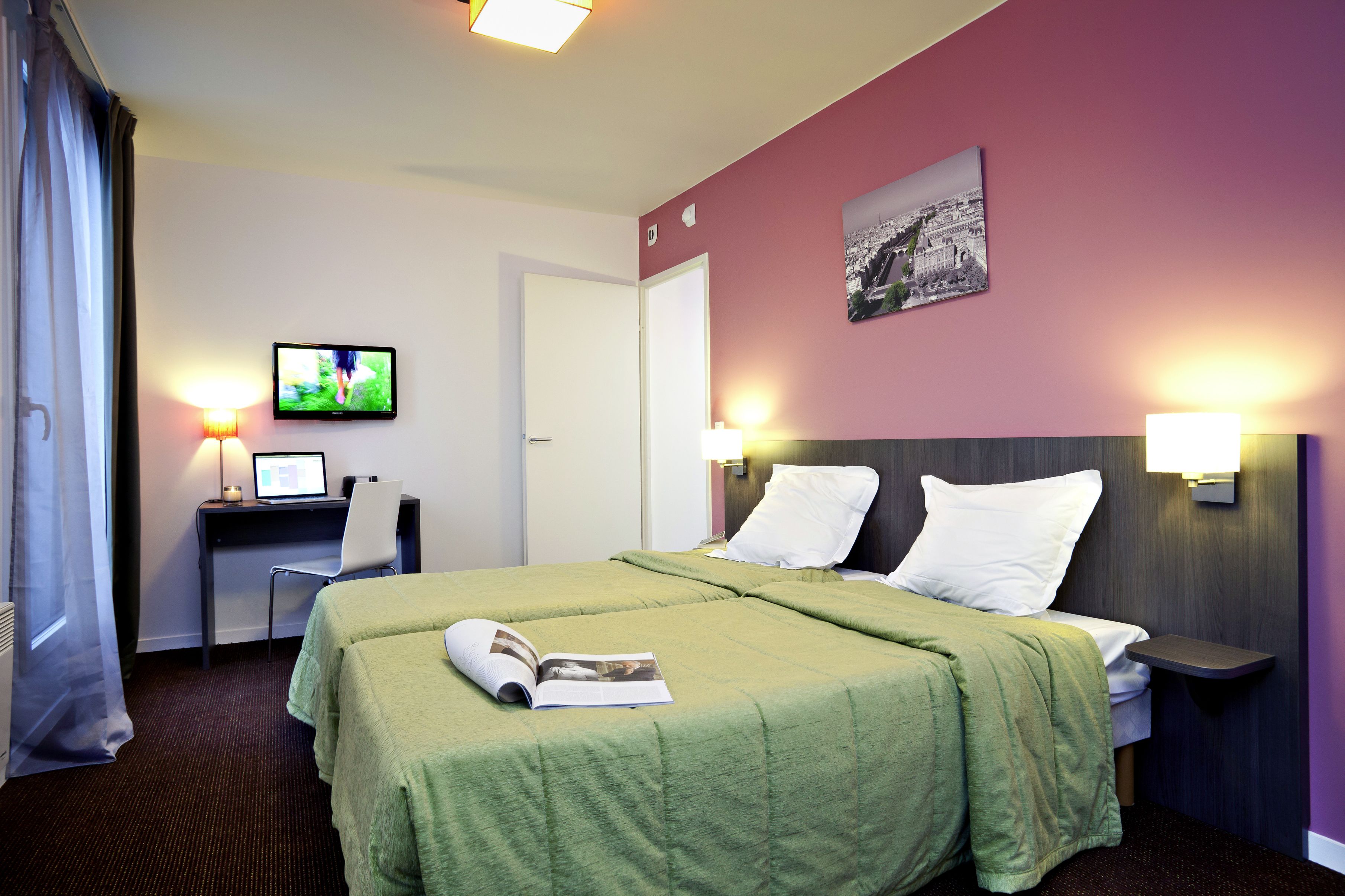 Aparthotel Adagio access Paris Asnieres Room Type - Studio, 1 Double Bed