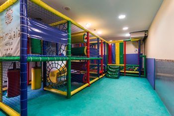 Childrens Play Area - Indoor