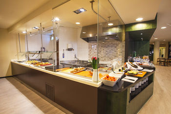 Food Court