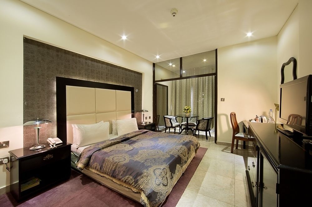 President Hotel Dubai image 1