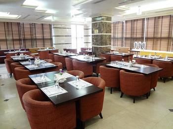 London Crown Hotel - Dubai photo 2