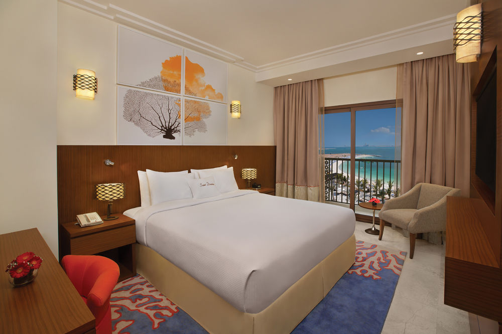 DoubleTree by Hilton Resort & Spa Marjan Island image 1