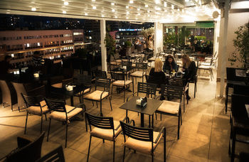 Hotel Bar