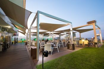 Poolside Bar