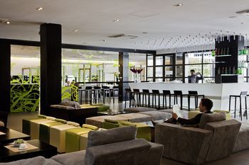 Hotel Lounge