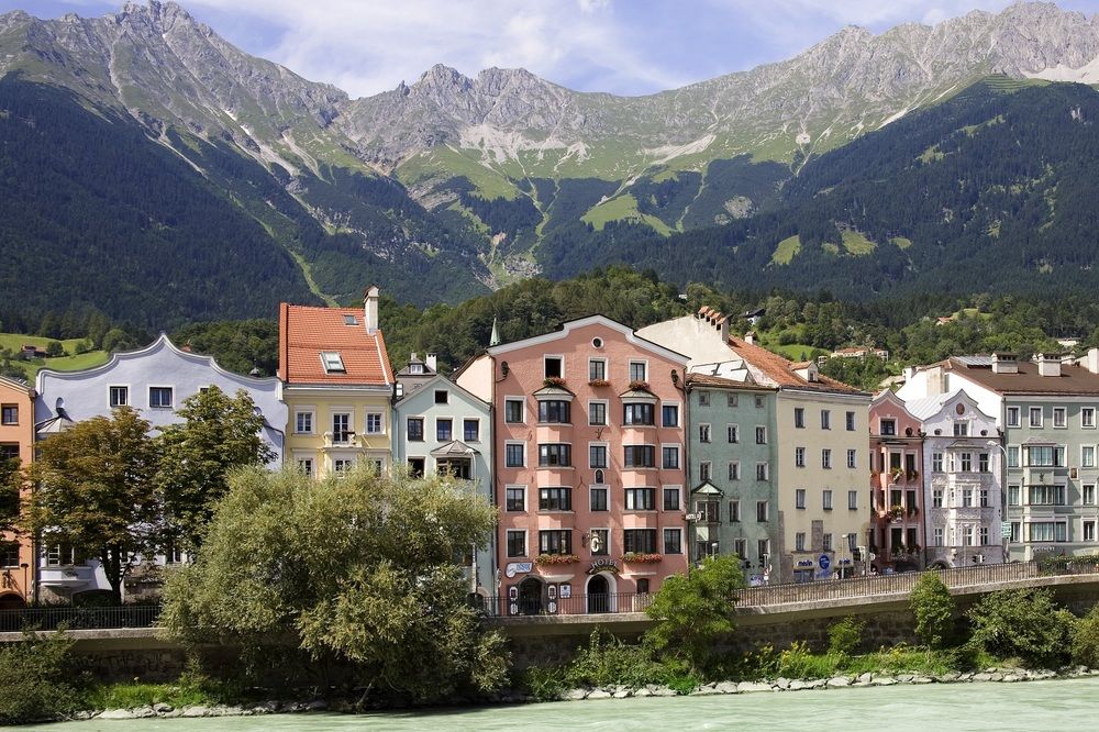 Hotel Mondschein Innsbruck Hötting Austria thumbnail
