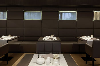 Executive Lounge