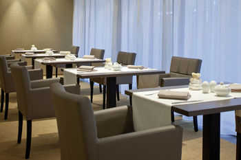 Executive Lounge