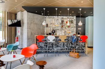Hotel Bar