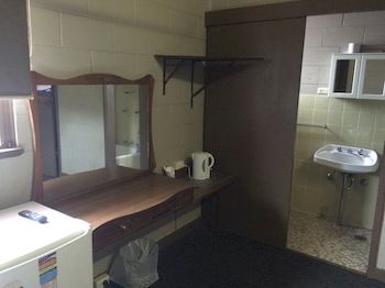 Golfview Hotel Motel - Guildford photo 3
