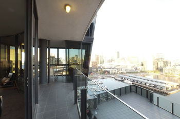 Docklands Prestige Apartments photo 2