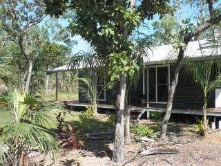 Chalets on Woodlands Apartments