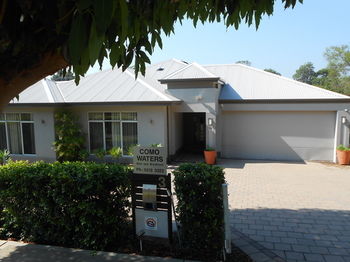 Como Waters Bed & Breakfast photo 2