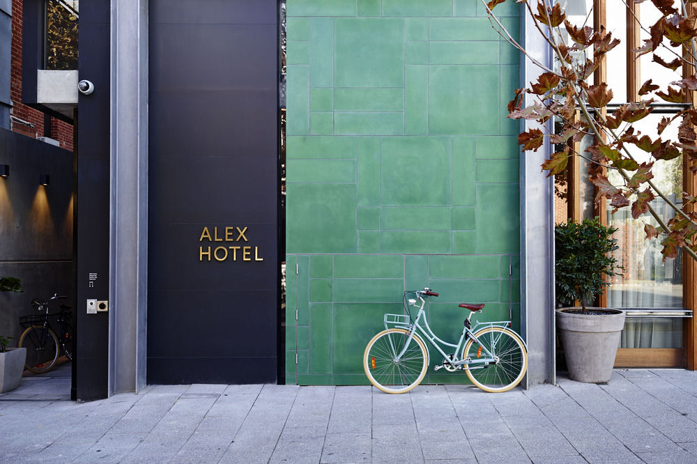 Alex Hotel Perth image 1