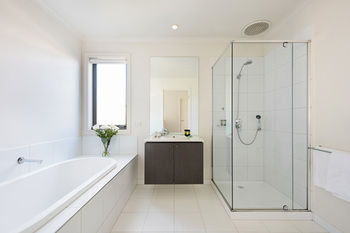 Park Avenue - Mulgrave Townhouses photo 2