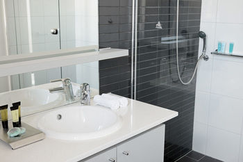 Park Avenue - Mulgrave Townhouses photo 3