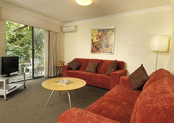 Darby Park Serviced Residences Subiaco photo 3