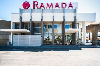 Ramada Hotel & Suites by Wyndham Cabramatta image 1