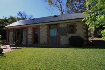 Duxton Coach House photo 4