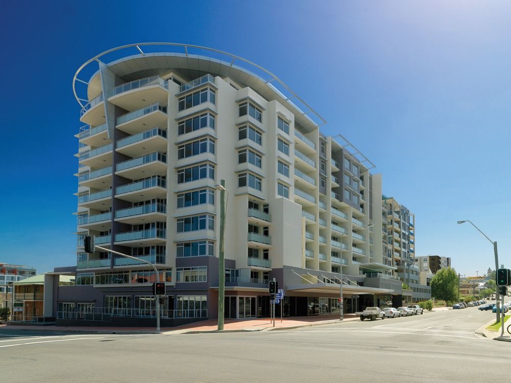 Adina Apartment Hotel Wollongong image 1