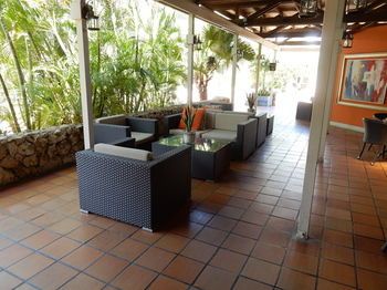 Hotel Lounge