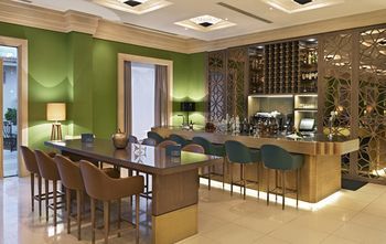 Hotel Lounge