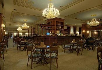 Hotel Bar