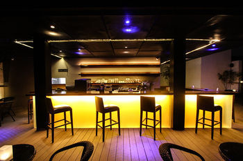 Poolside Bar
