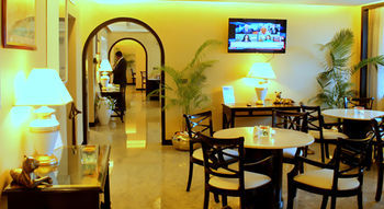 Executive Lounge