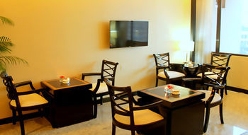 Executive Lounge