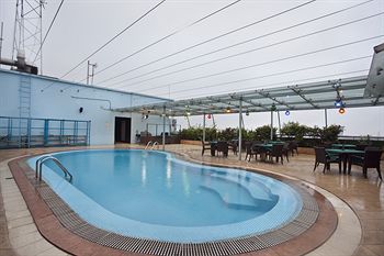 Rooftop Pool