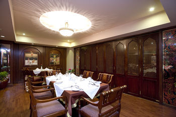 Family Dining
