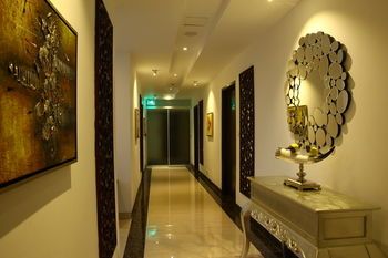 Executive Lounge