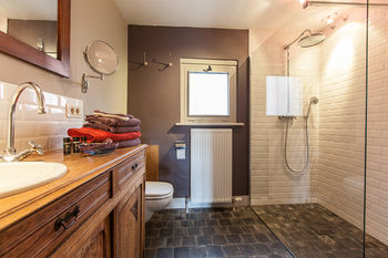 DoOr10 photo 2