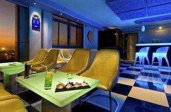 Hotel Bar