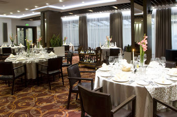 Family Dining