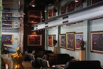 Hotel Bar