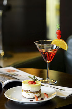 Hotel Bar