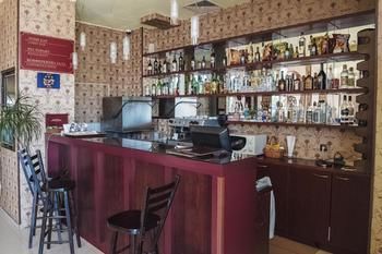Hotel Lounge