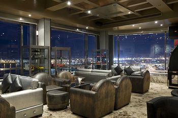 Hotel Lounge
