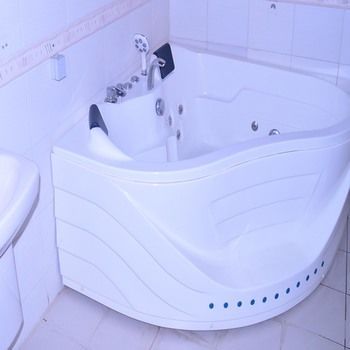 Jetted Tub
