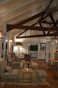 Hotel Lounge