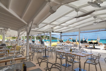 Food Court