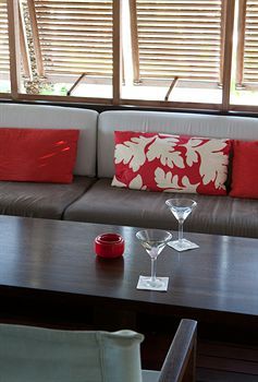 Hotel Lounge