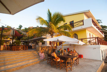 Hotel Bar